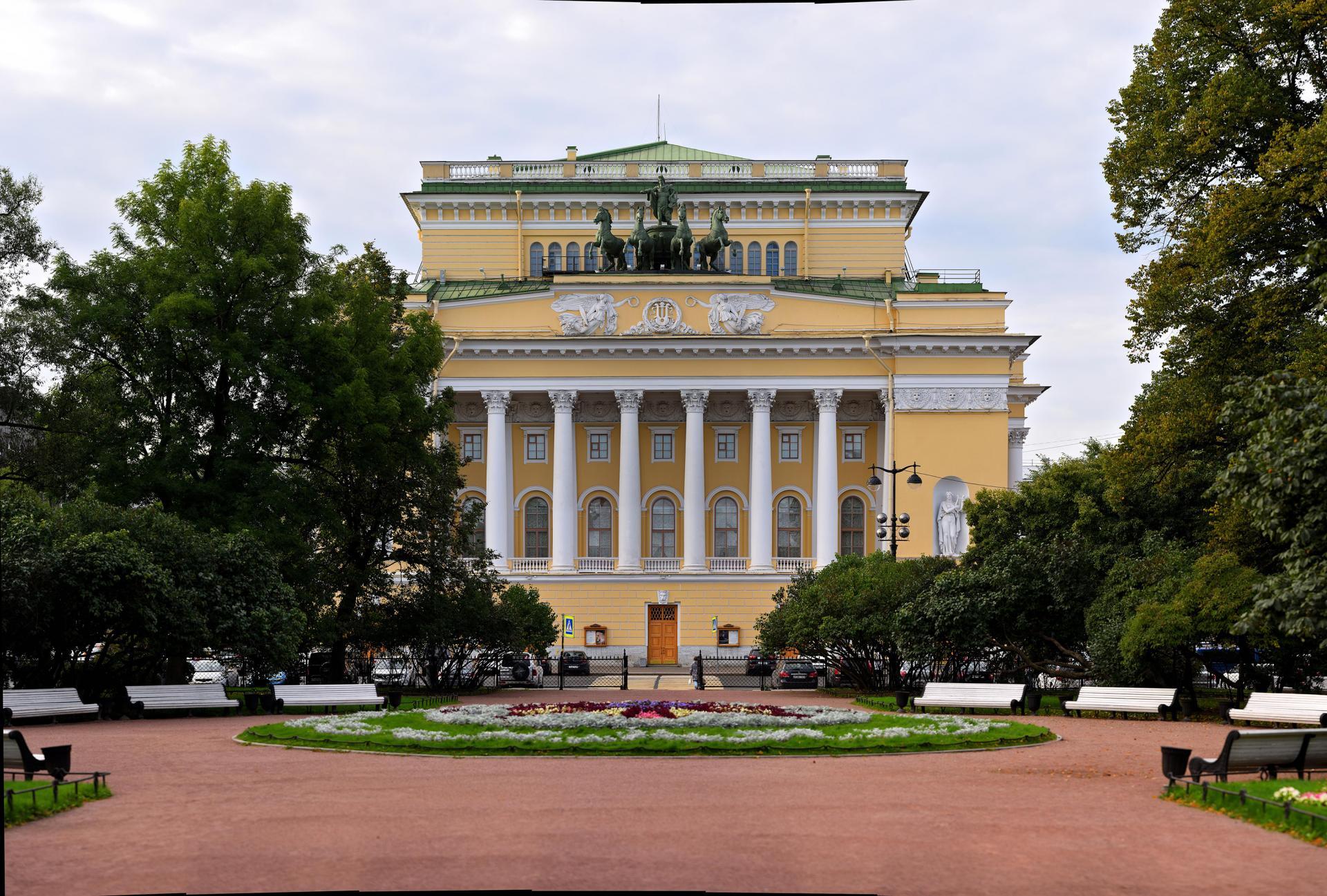 Забронировать отель в СПБ | Снять гостиницу Cosmos Saint-Petersburg  Pulkovskaya Hotel